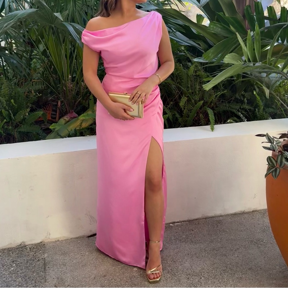 Elegant Pink One-Shoulder Evening Gown show me your mumu brand